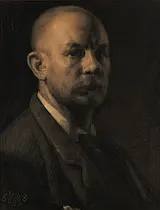 Kristian Zahrtmann: 'Selvportræt'. 1888. Zahrtmann udførte adskillige selvportrætter i løbet af sit liv. Dette selvportræt, der er udført med kul og kridt, er væsentligt mere nedtonet end hans malede selvportrætter. Den kontrastfulde brug af lys og skygge minder om selvportrætter af den nederlandske barokmaler Rembrandt van Rijn, som var en af Zahrtmanns store&nbsp; forbilleder.